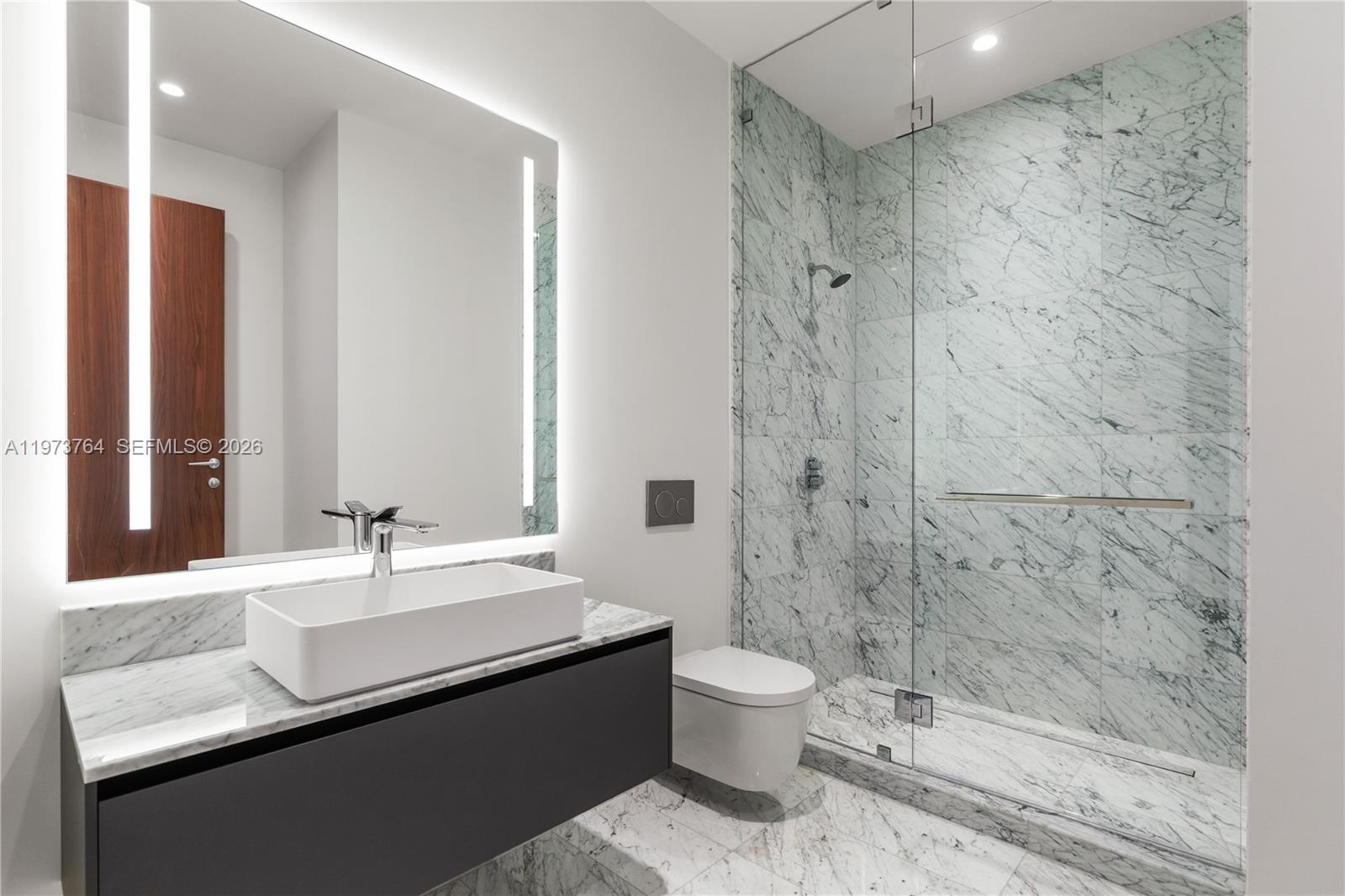 5 Grove Isle Dr #S201 Miami, FL 33133