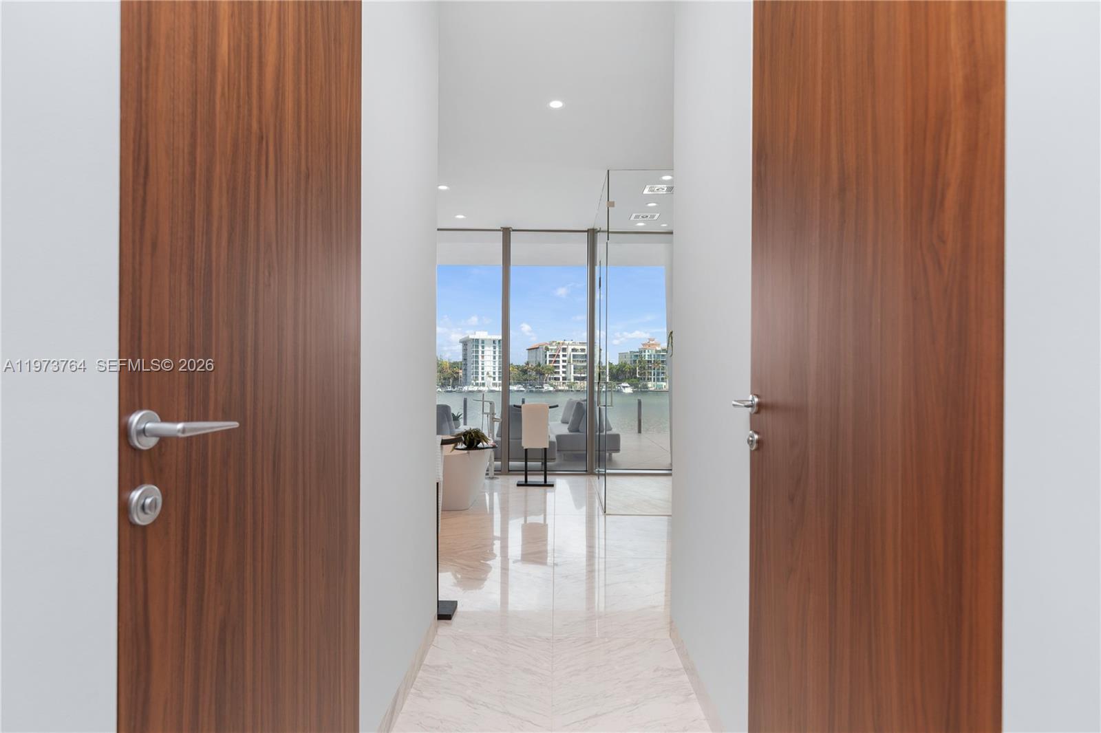 5 Grove Isle Dr #S201 Miami, FL 33133