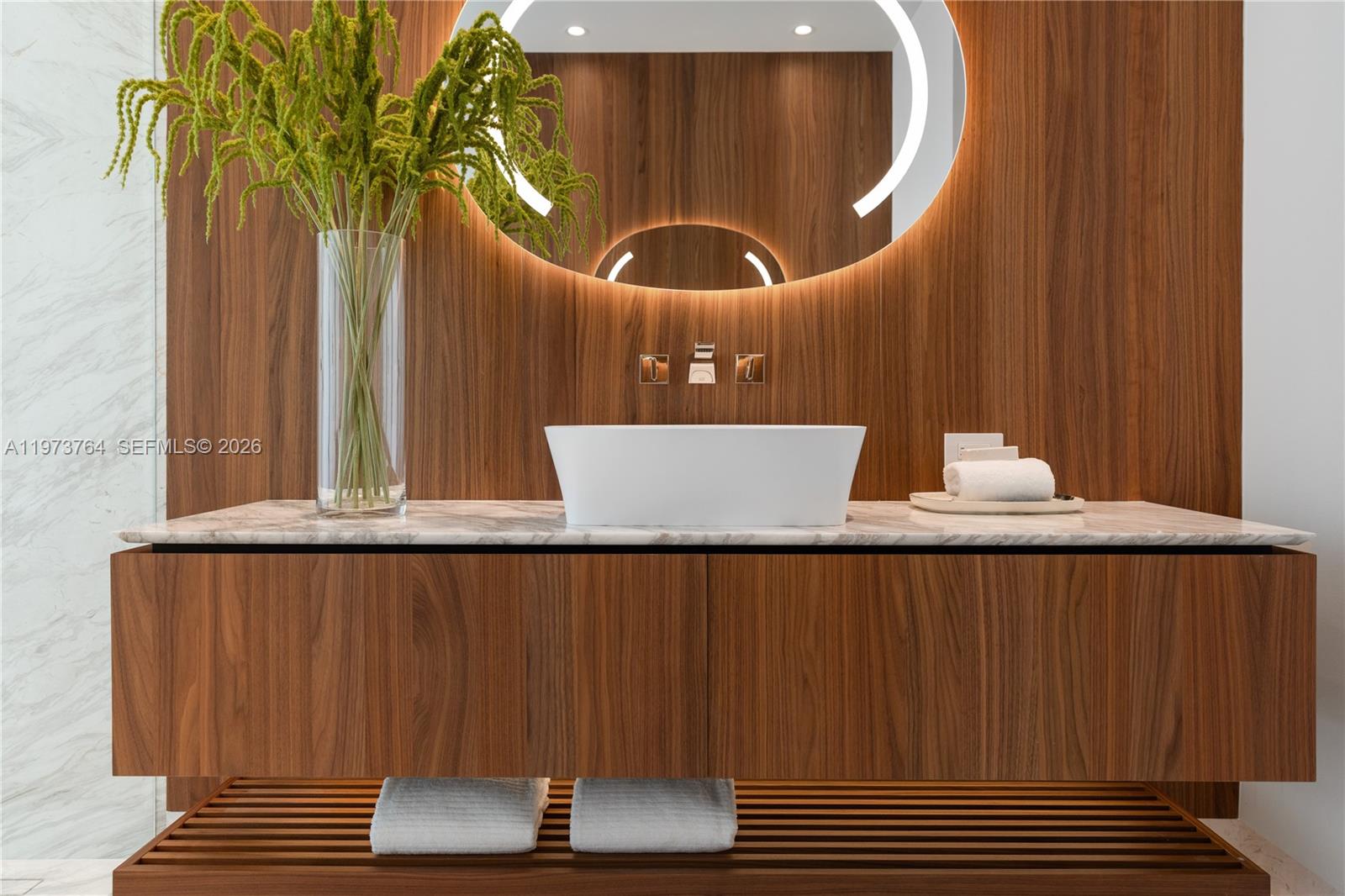 5 Grove Isle Dr #S201 Miami, FL 33133