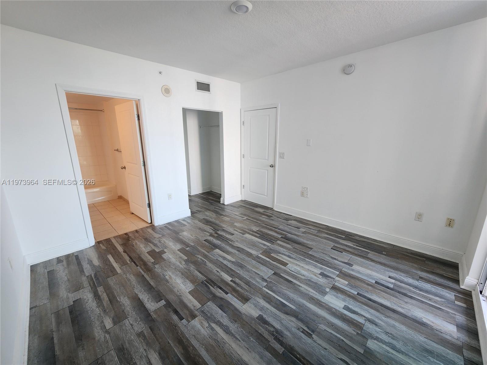 image Vue at Brickell12