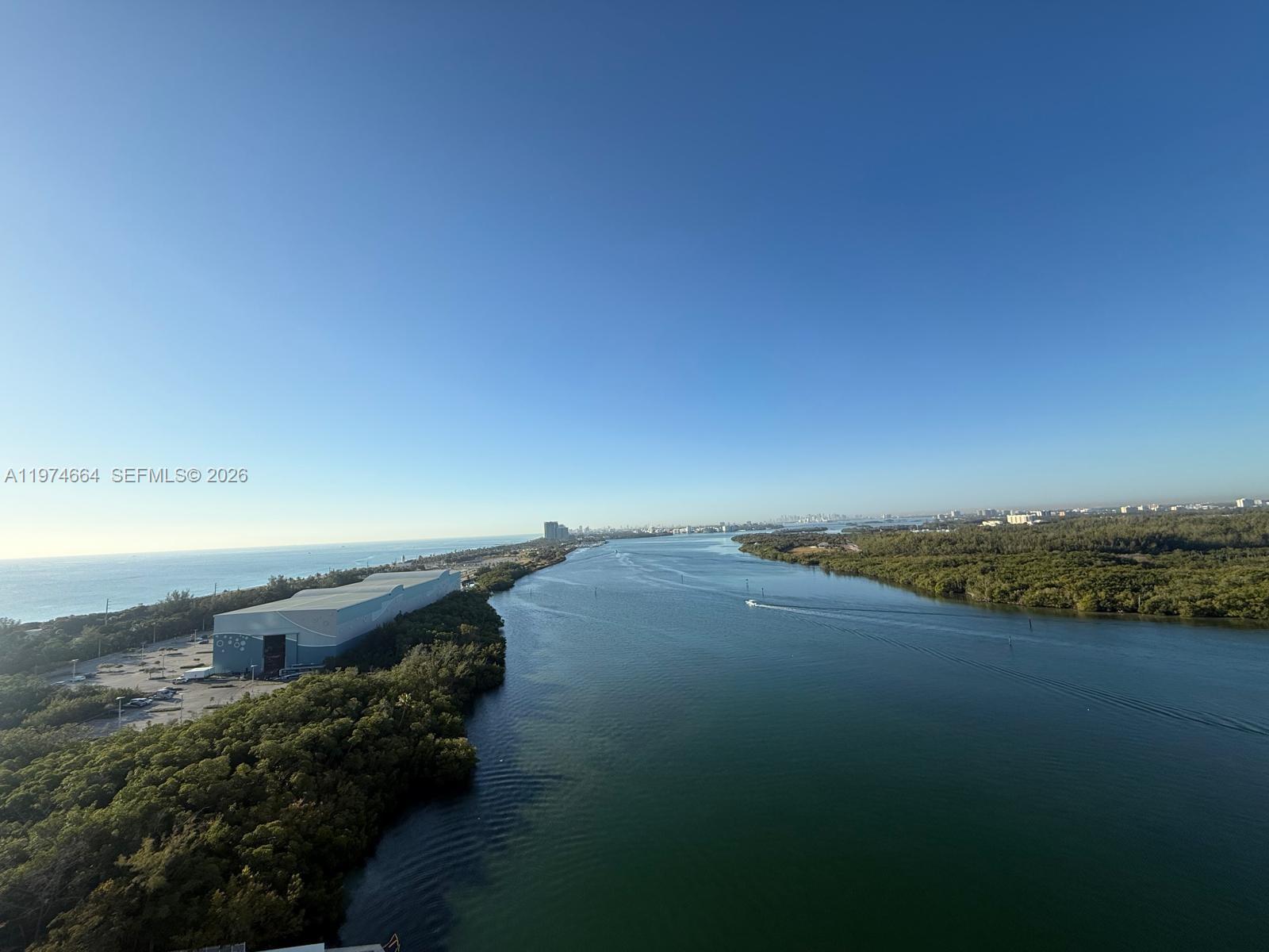 300 Bayview Dr #2106 Sunny Isles Beach, FL 33160