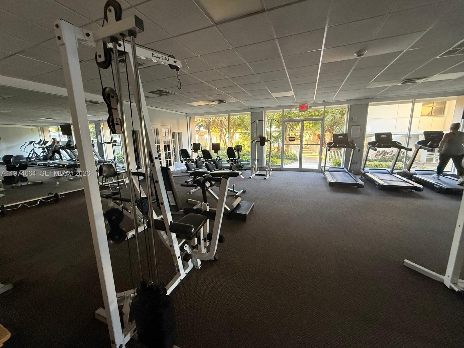 image Arlen House Condo16