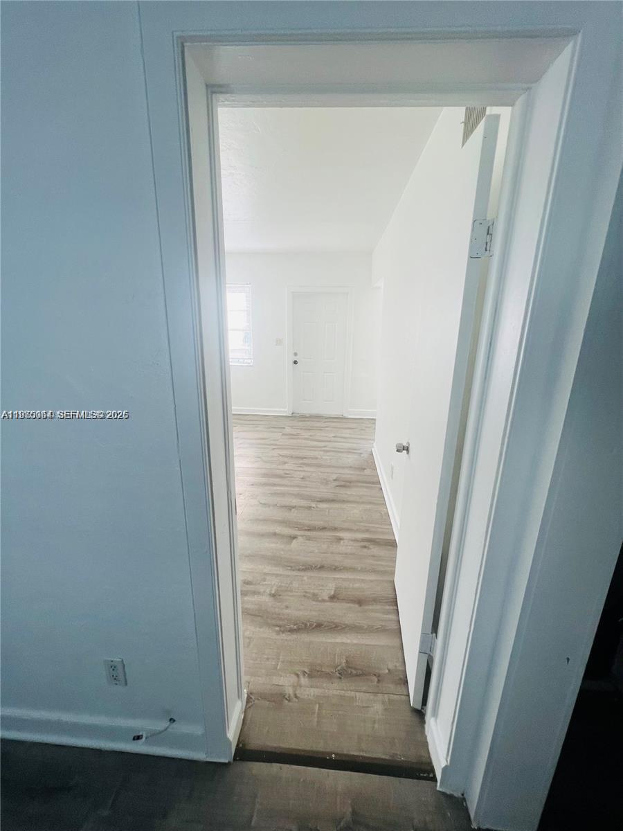 840 81st St #3 Miami Beach, FL 33141