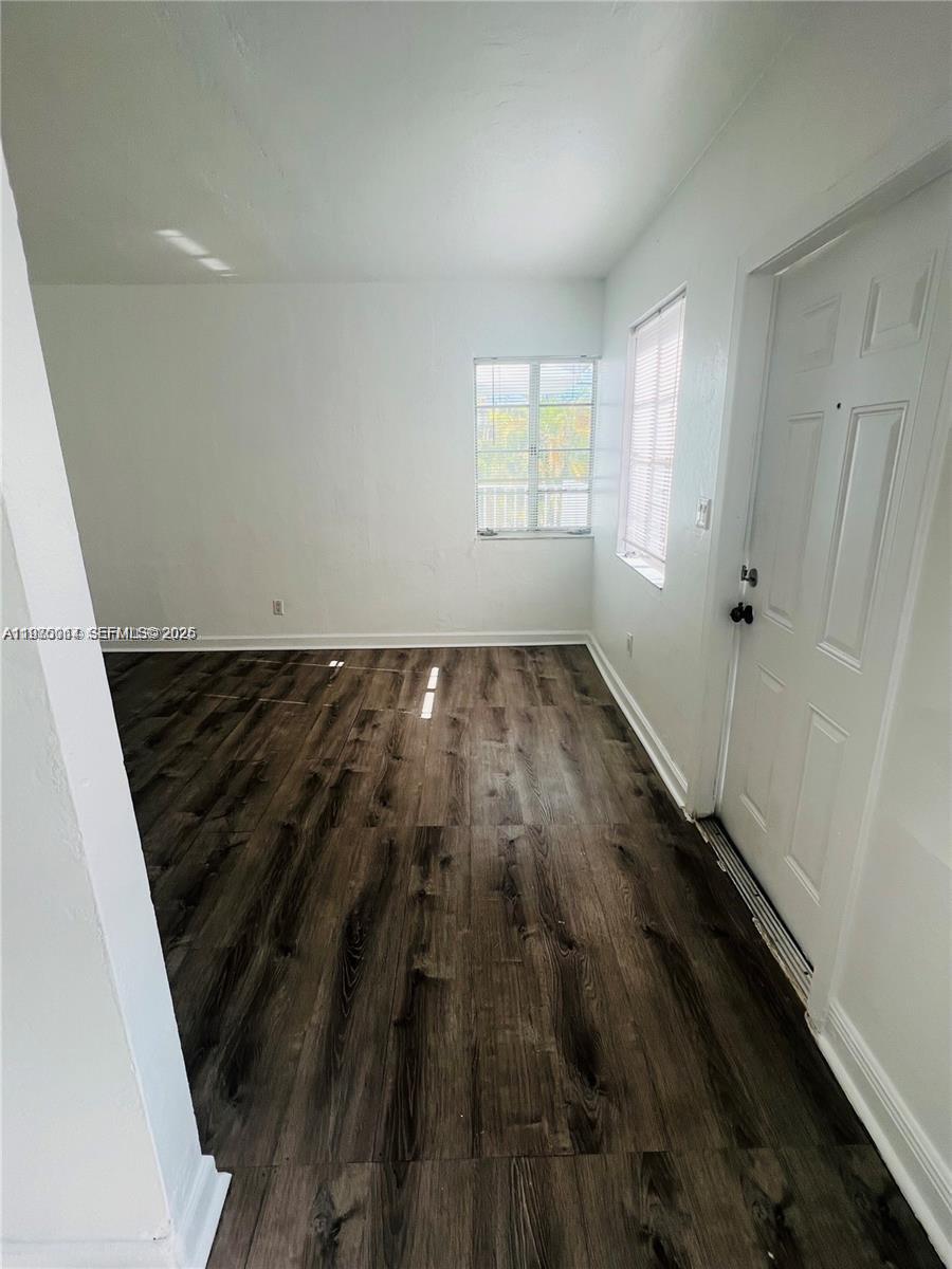 840 81st St #3 Miami Beach, FL 33141