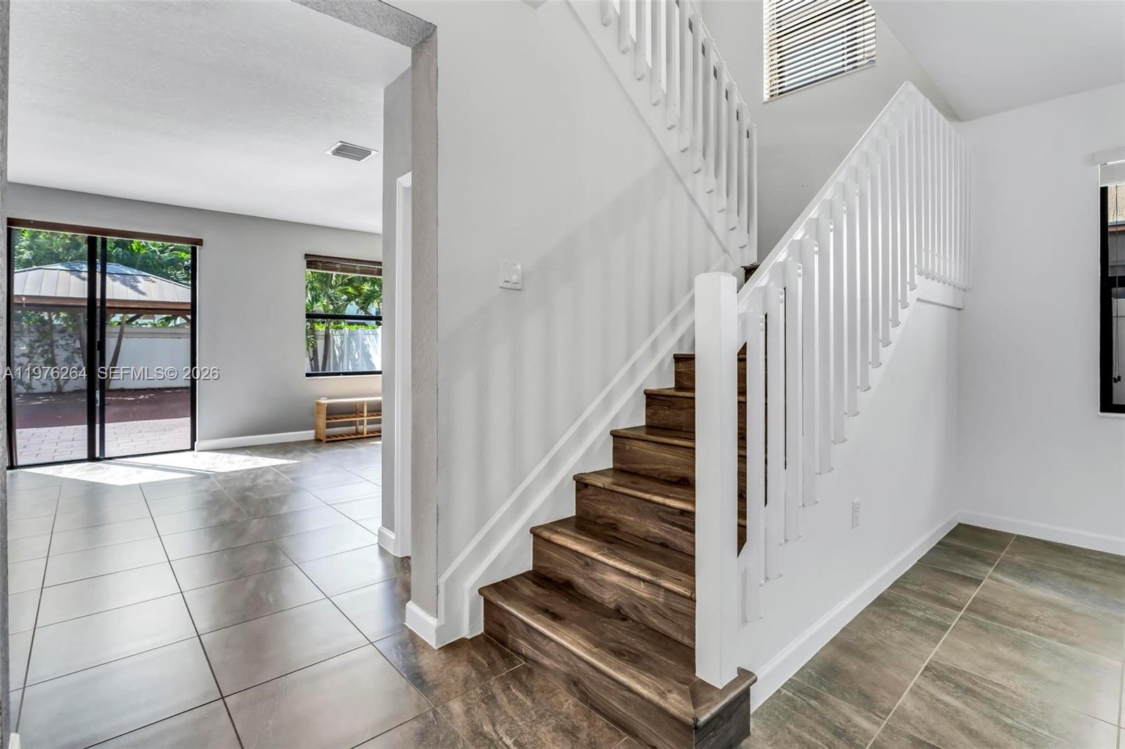 3440 W 100th Ter Hialeah, FL 33018