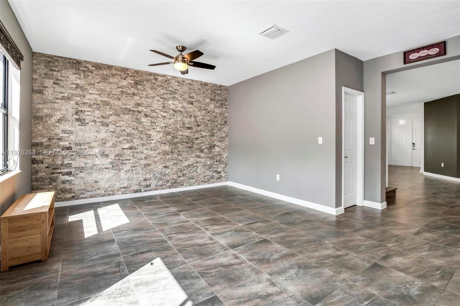 3440 W 100th Ter Hialeah, FL 33018