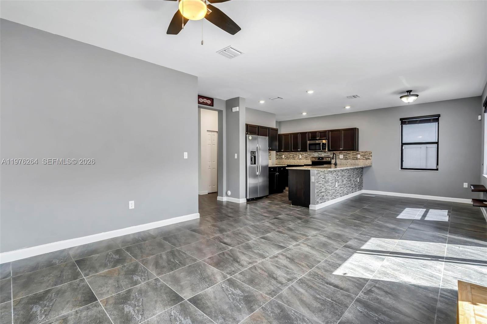 3440 W 100th Ter Hialeah, FL 33018