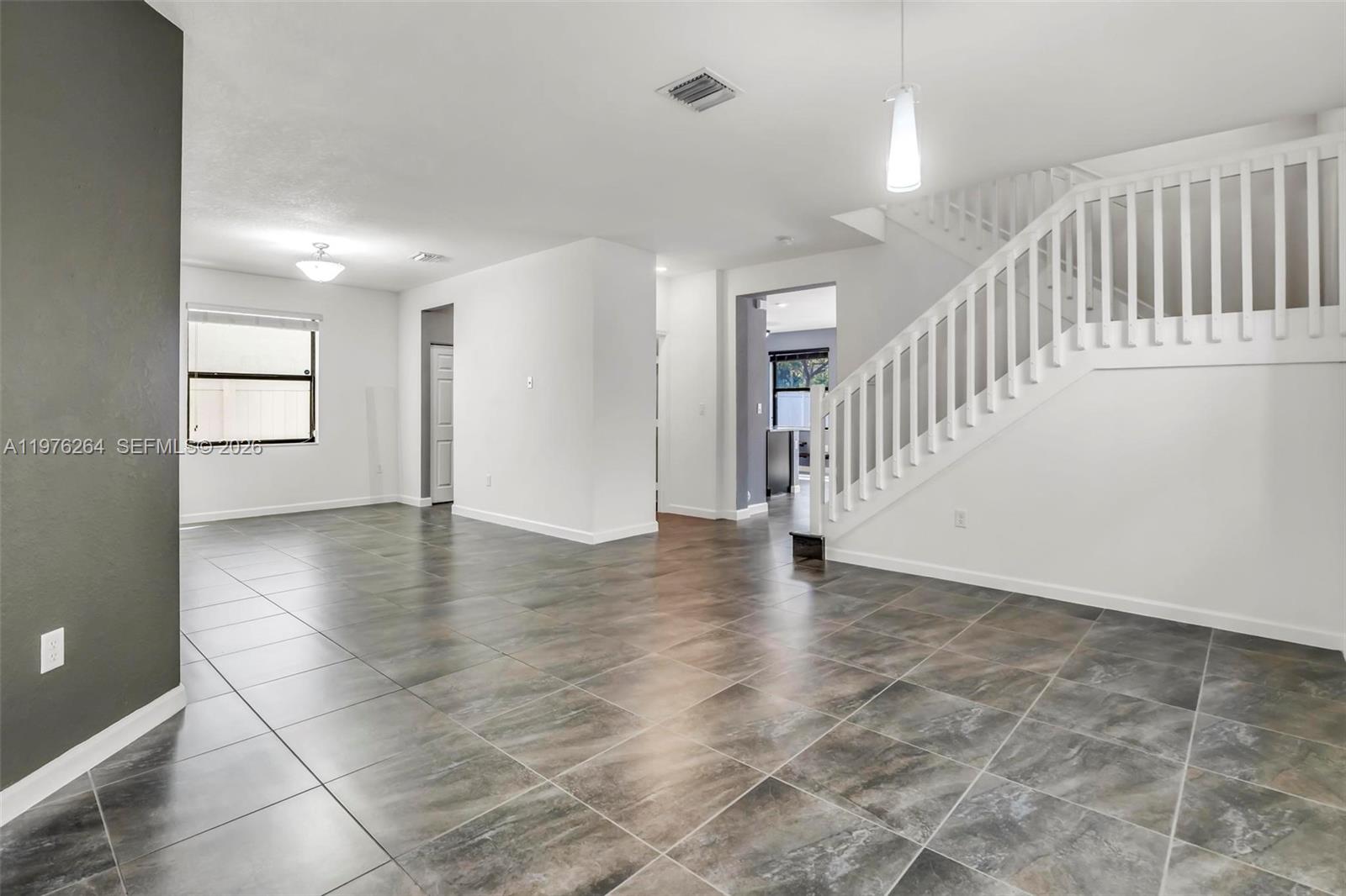 3440 W 100th Ter Hialeah, FL 33018