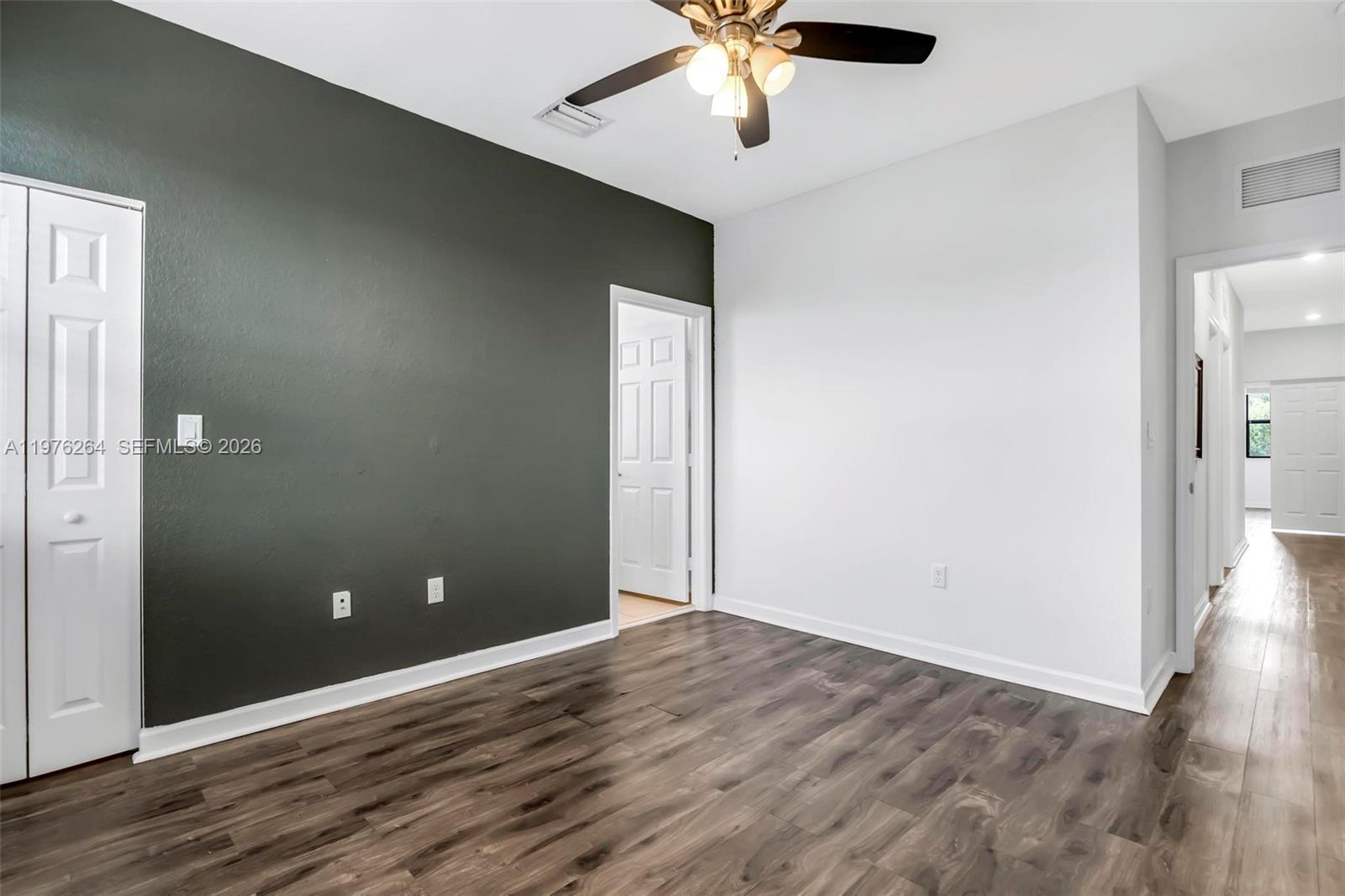 3440 W 100th Ter Hialeah, FL 33018