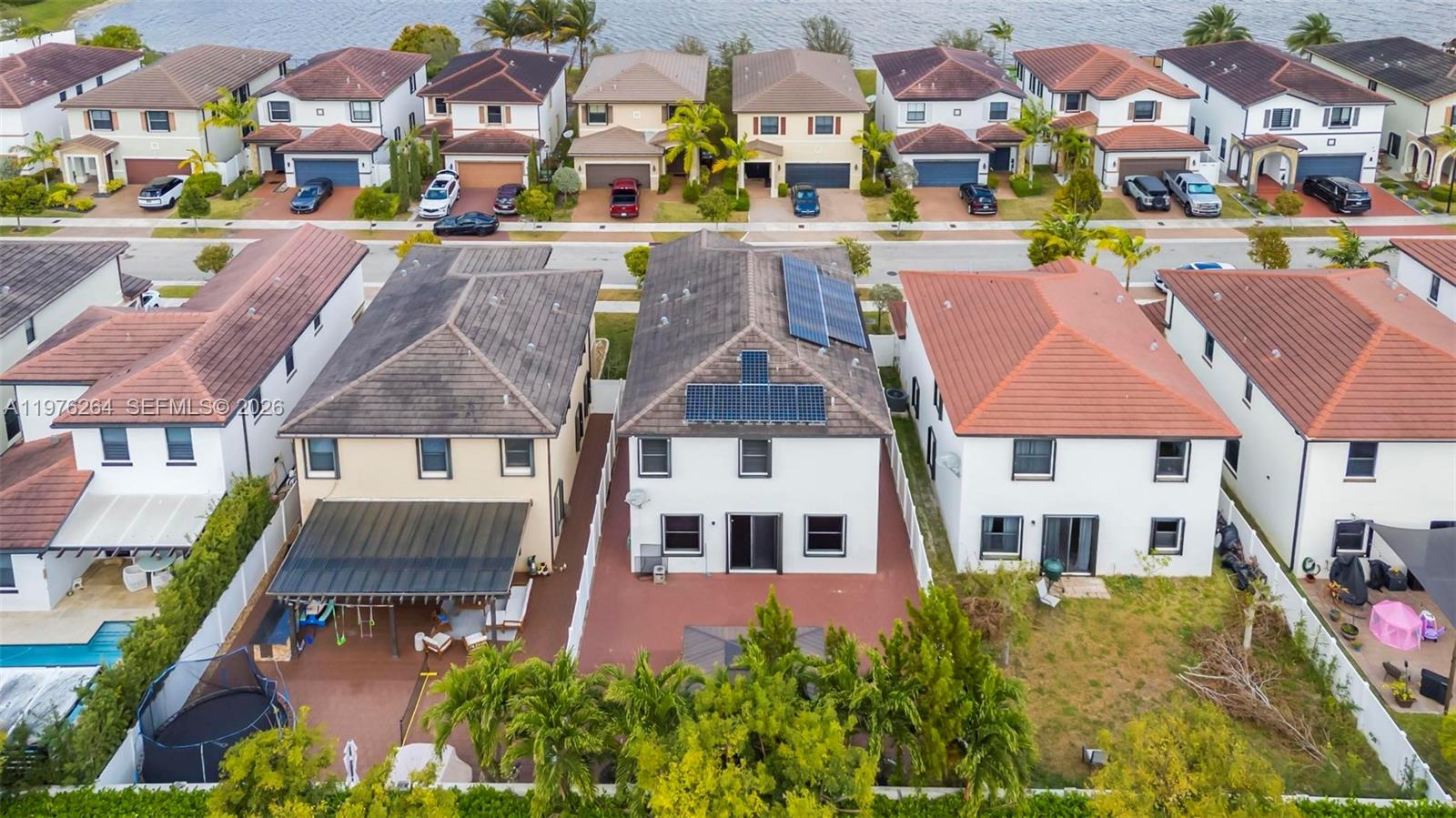 3440 W 100th Ter Hialeah, FL 33018