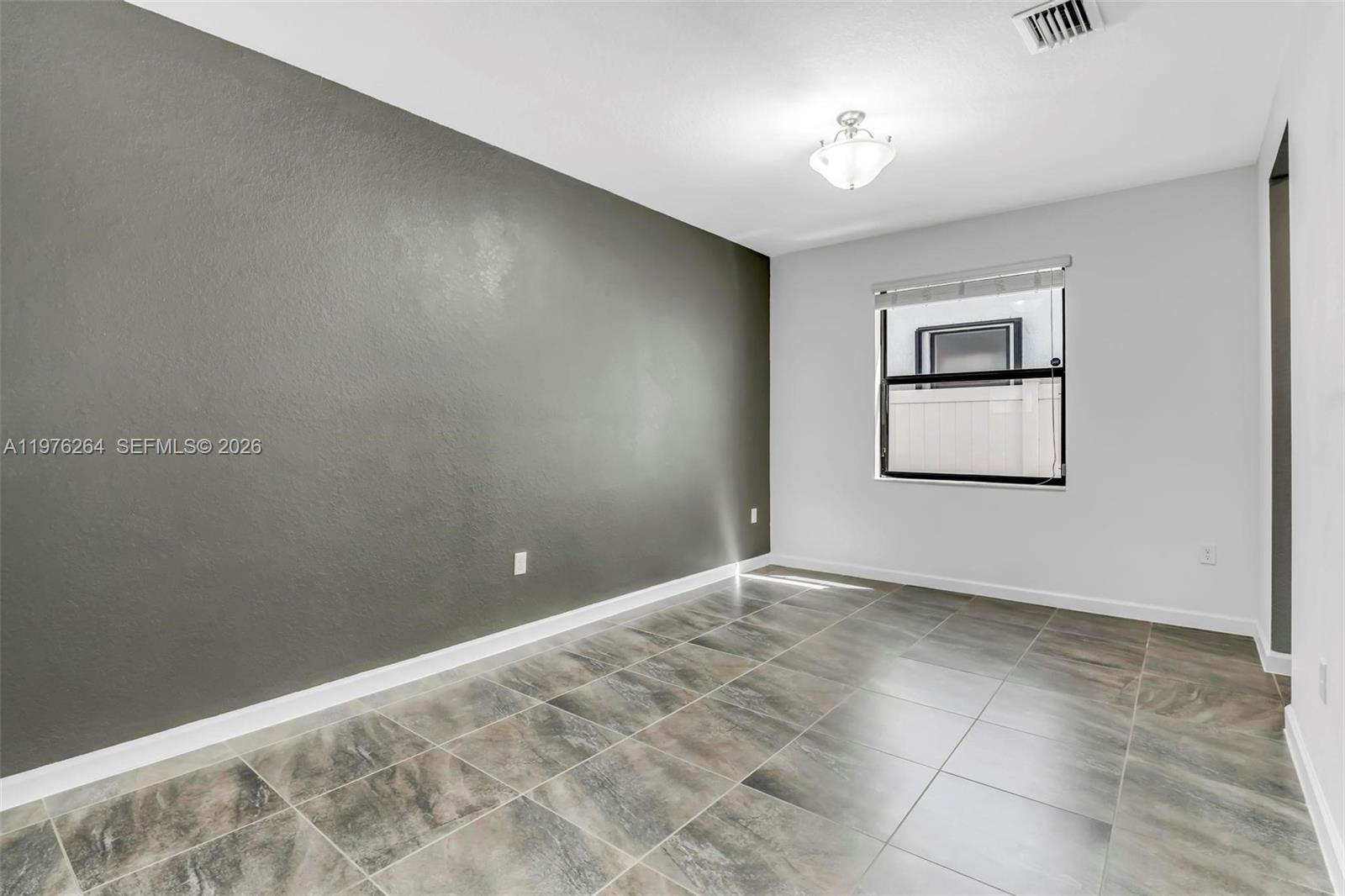 3440 W 100th Ter Hialeah, FL 33018