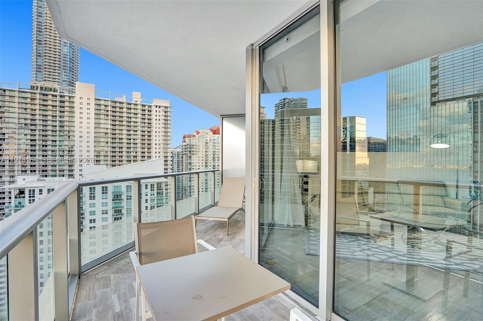 1300 Brickell Bay Dr #2702 Miami, FL 33131
