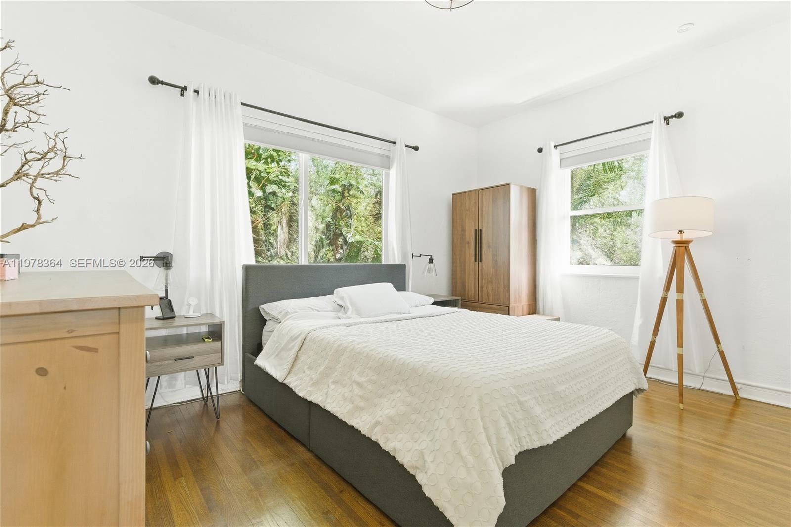 640 NE 115th St Biscayne Park, FL 33161