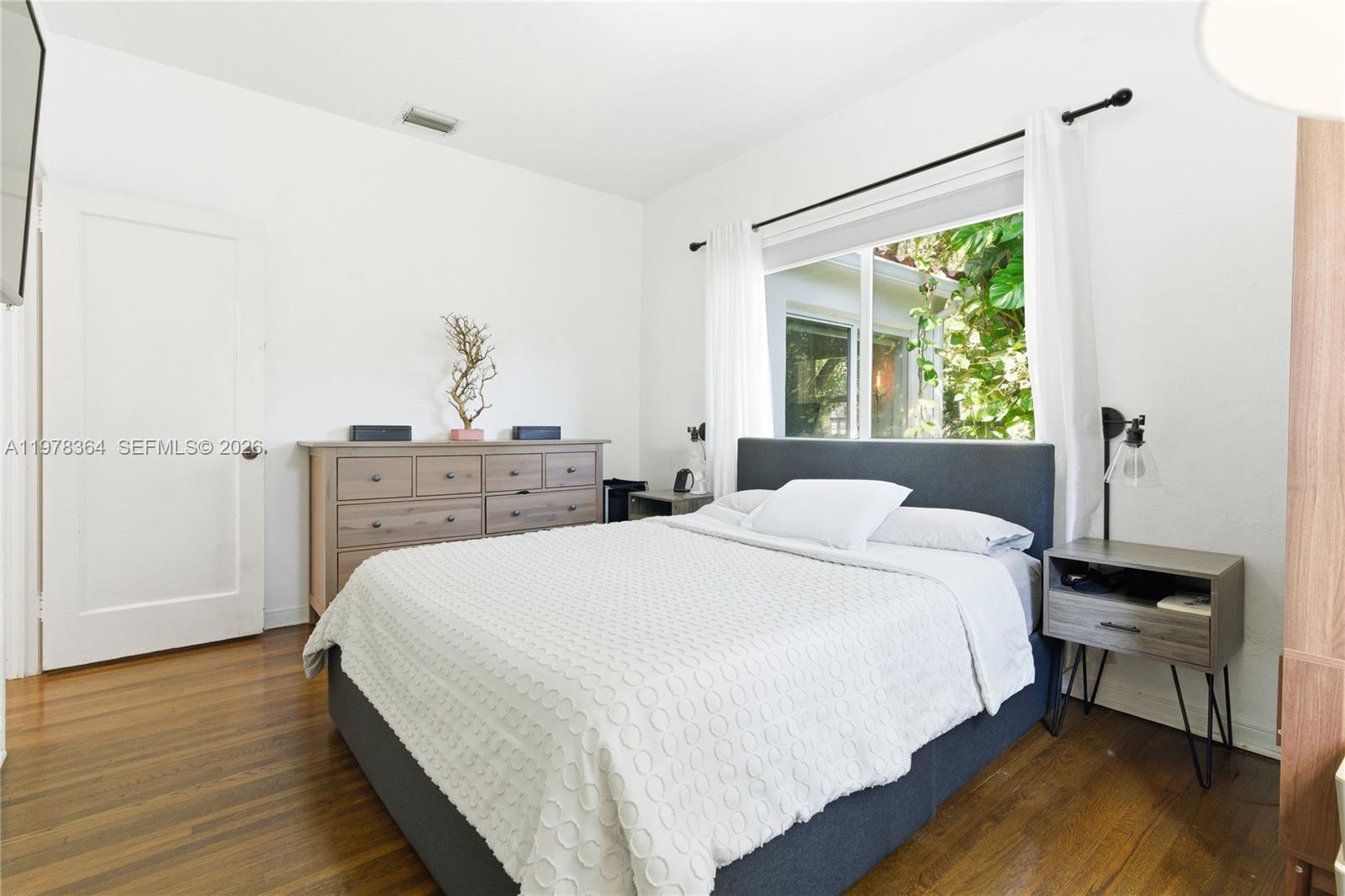 640 NE 115th St Biscayne Park, FL 33161