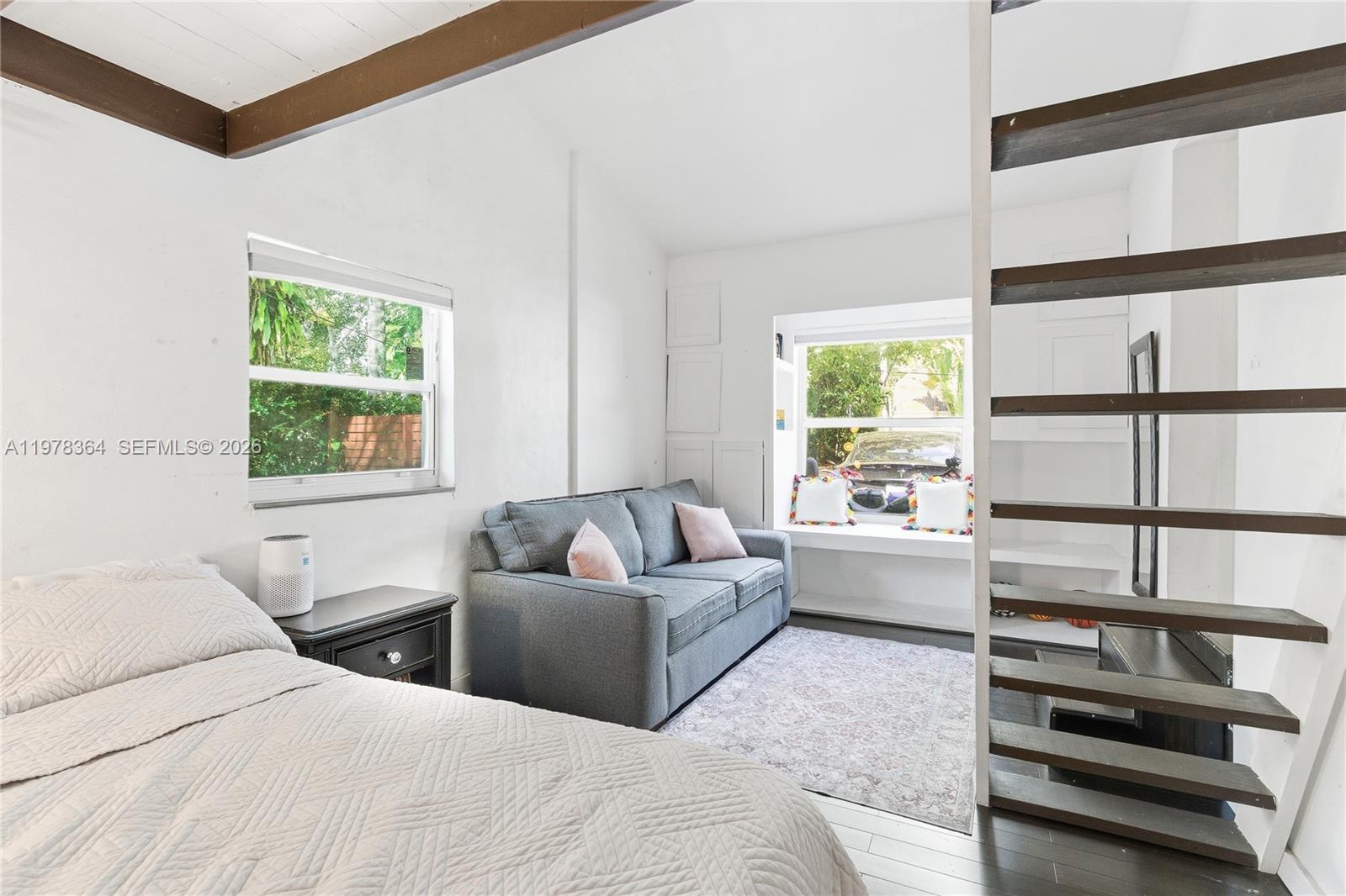 640 NE 115th St Biscayne Park, FL 33161