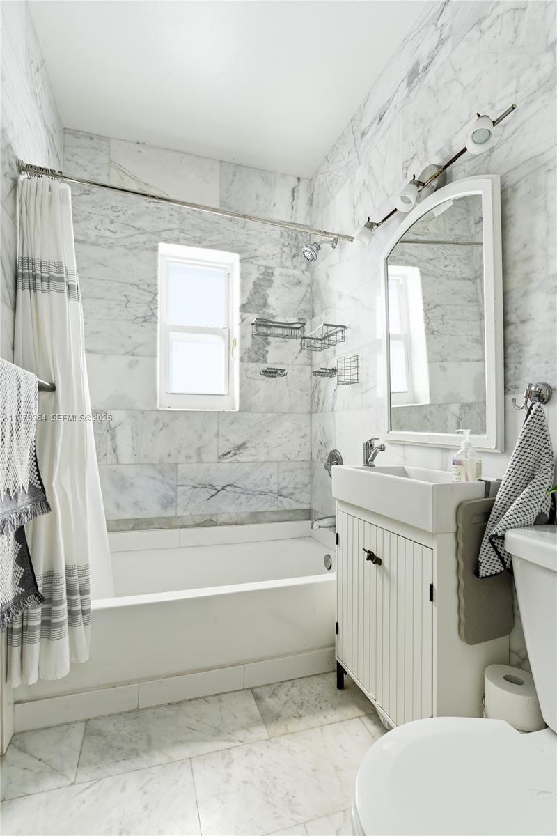 640 NE 115th St Biscayne Park, FL 33161