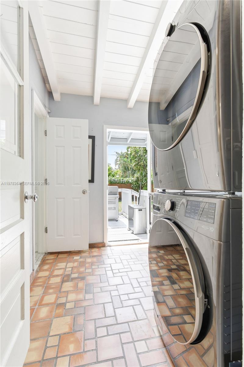 640 NE 115th St Biscayne Park, FL 33161