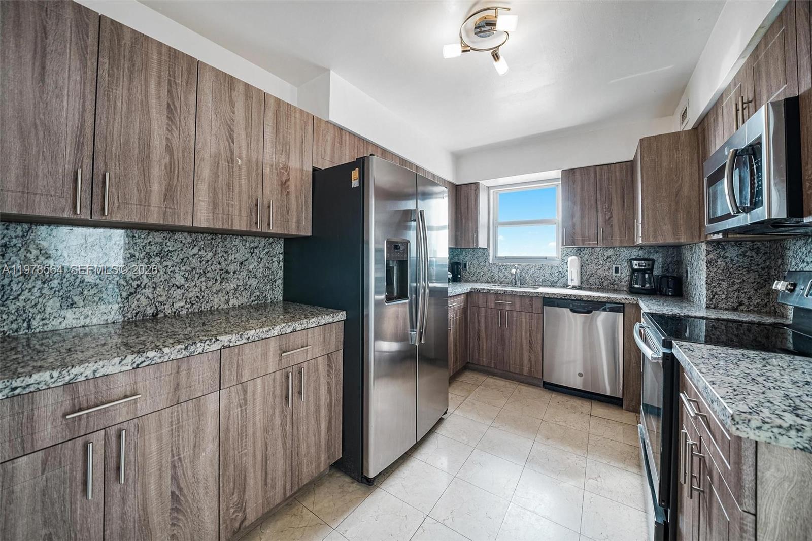 5101 Collins Ave #11B Miami Beach, FL 33140