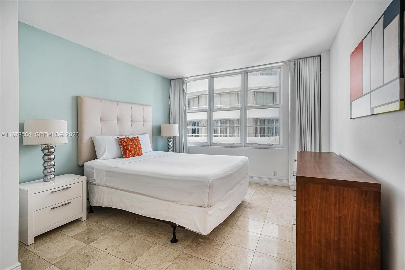 5101 Collins Ave #11B Miami Beach, FL 33140