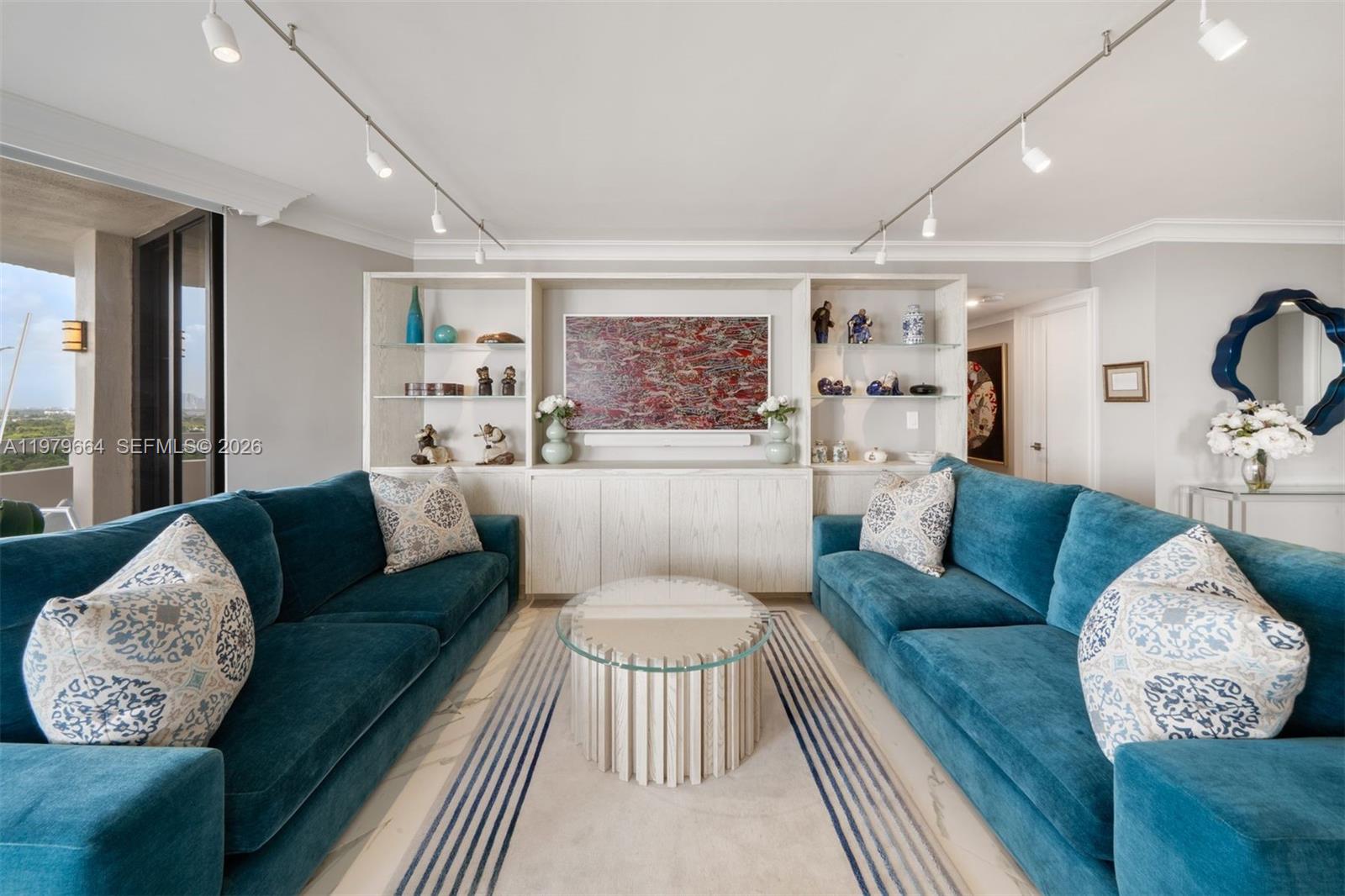 2000 Towerside Ter #PH2 Miami, FL 33138