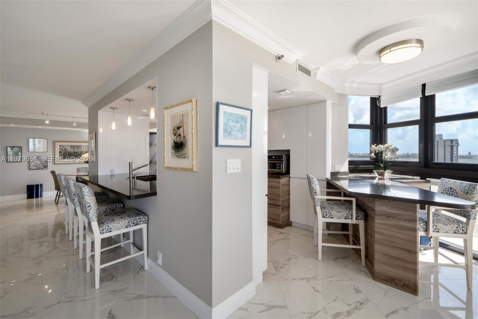 2000 Towerside Ter #PH2 Miami, FL 33138