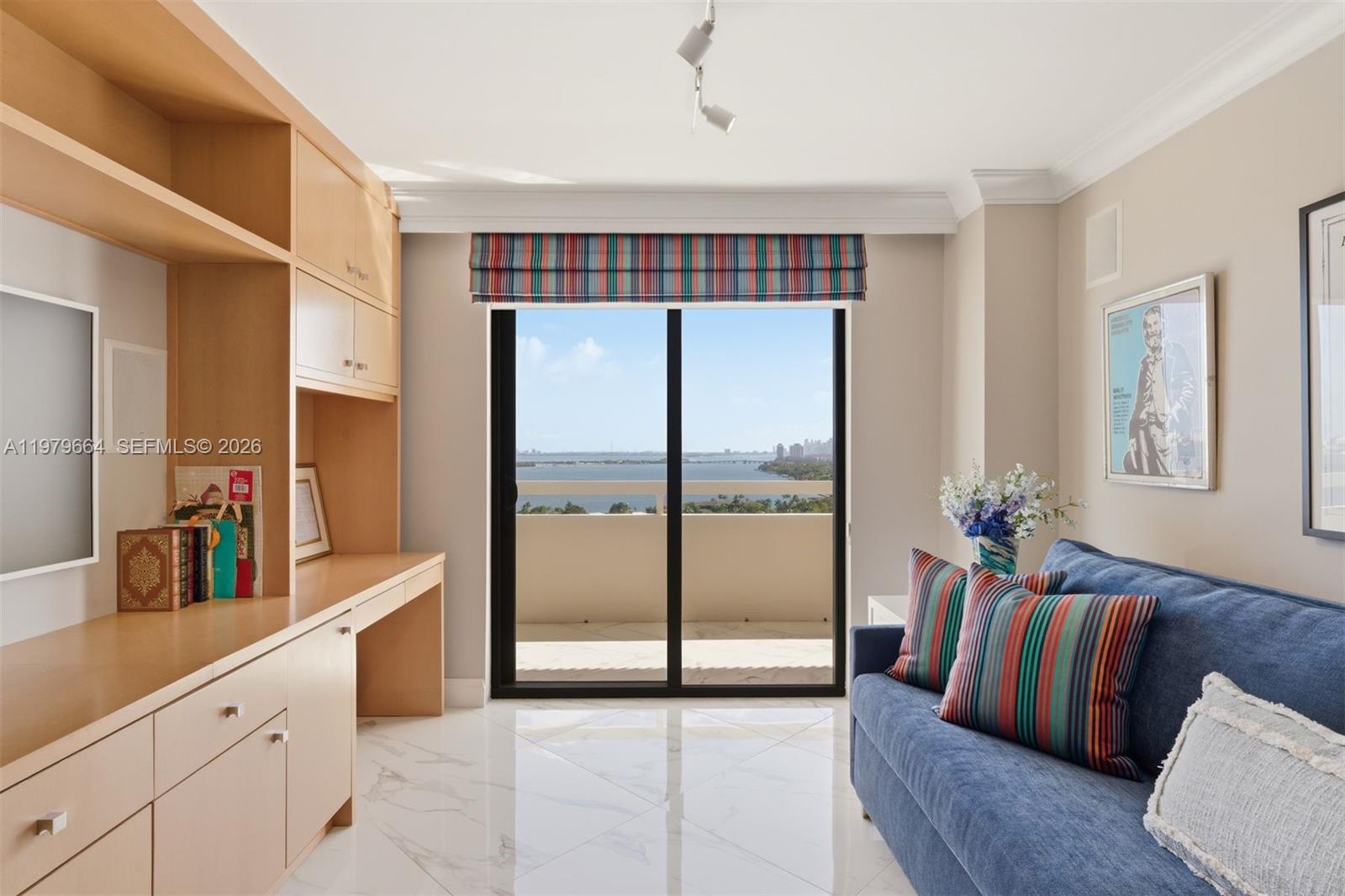 2000 Towerside Ter #PH2 Miami, FL 33138