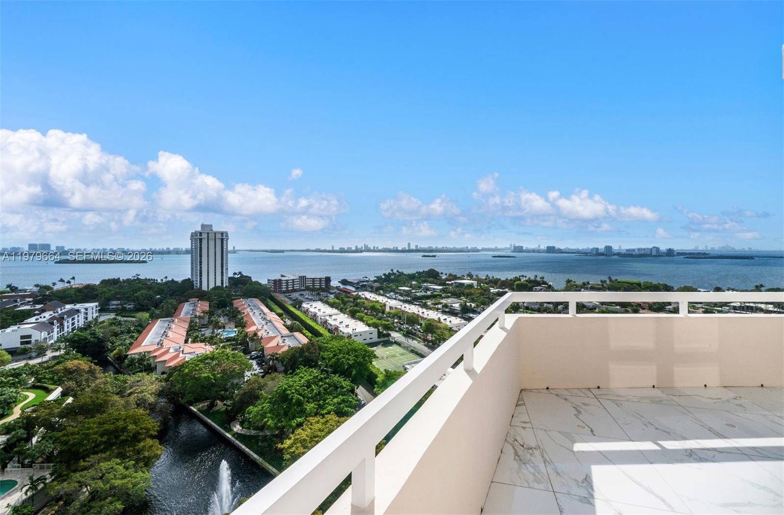 2000 Towerside Ter #PH2 Miami, FL 33138