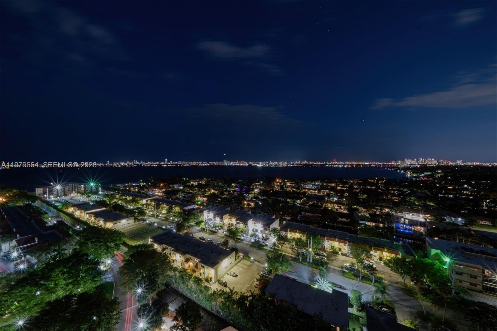 2000 Towerside Ter #PH2 Miami, FL 33138