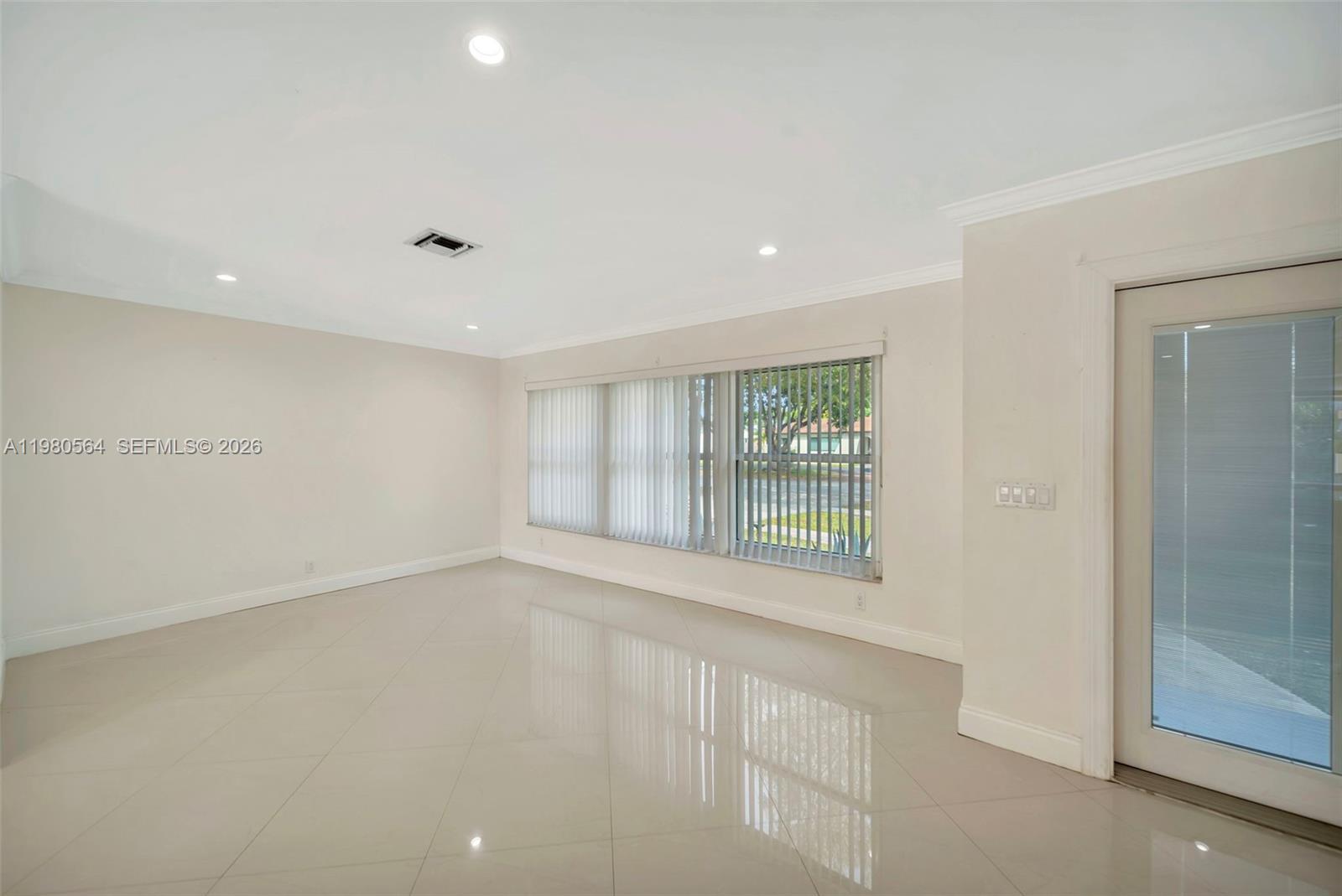 5137 SW 87th Ter Cooper City, FL 33328