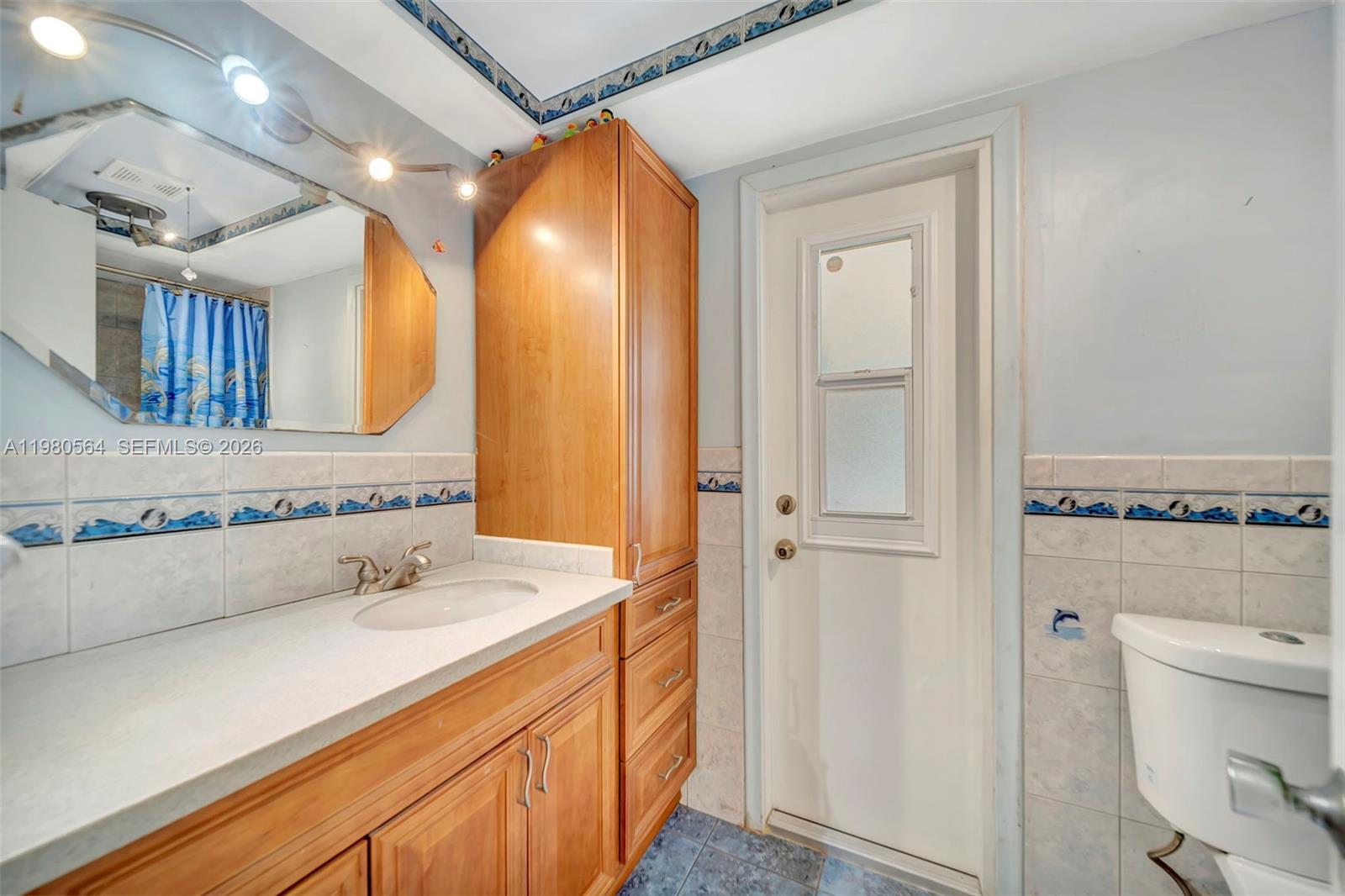 5137 SW 87th Ter Cooper City, FL 33328