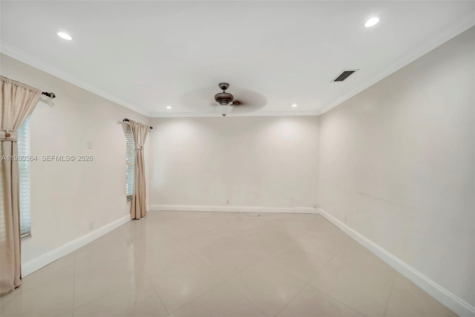 5137 SW 87th Ter Cooper City, FL 33328