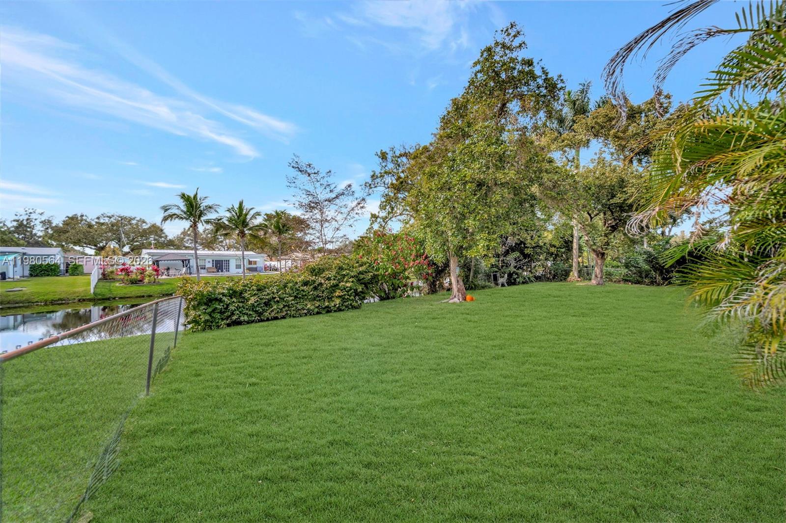 5137 SW 87th Ter Cooper City, FL 33328