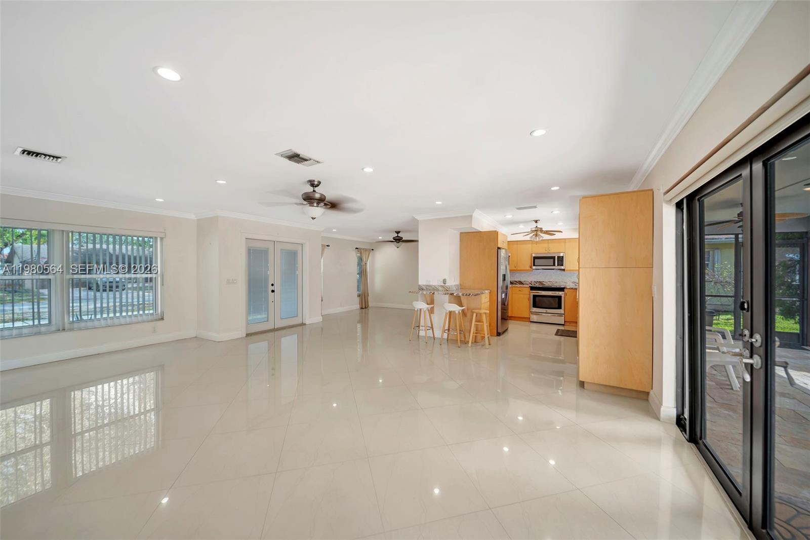 5137 SW 87th Ter Cooper City, FL 33328