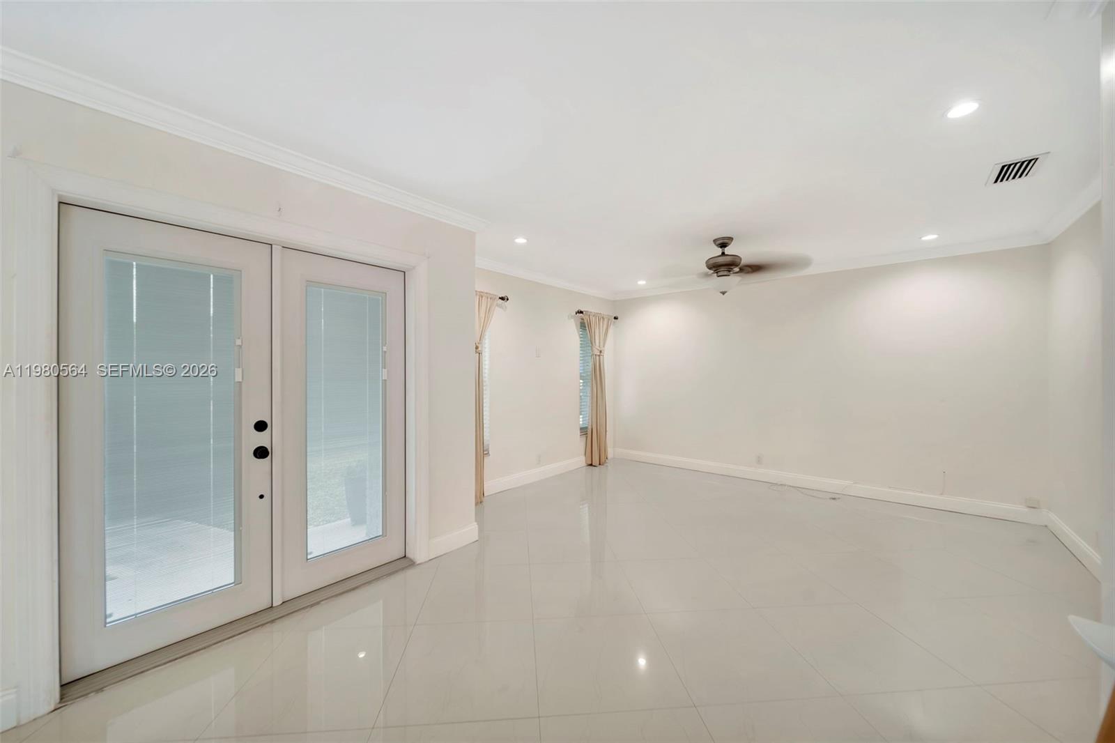 5137 SW 87th Ter Cooper City, FL 33328