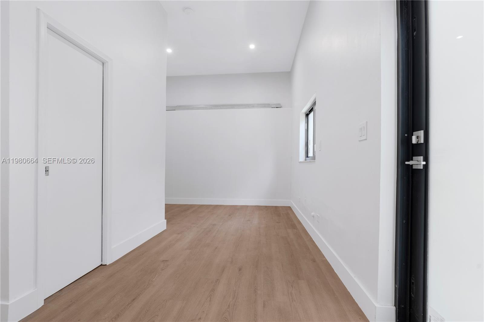 8951 Byron Ave Surfside, FL 33154