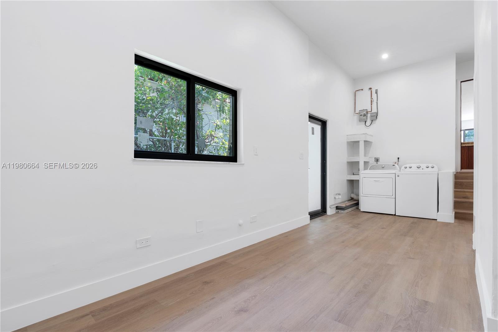 8951 Byron Ave Surfside, FL 33154