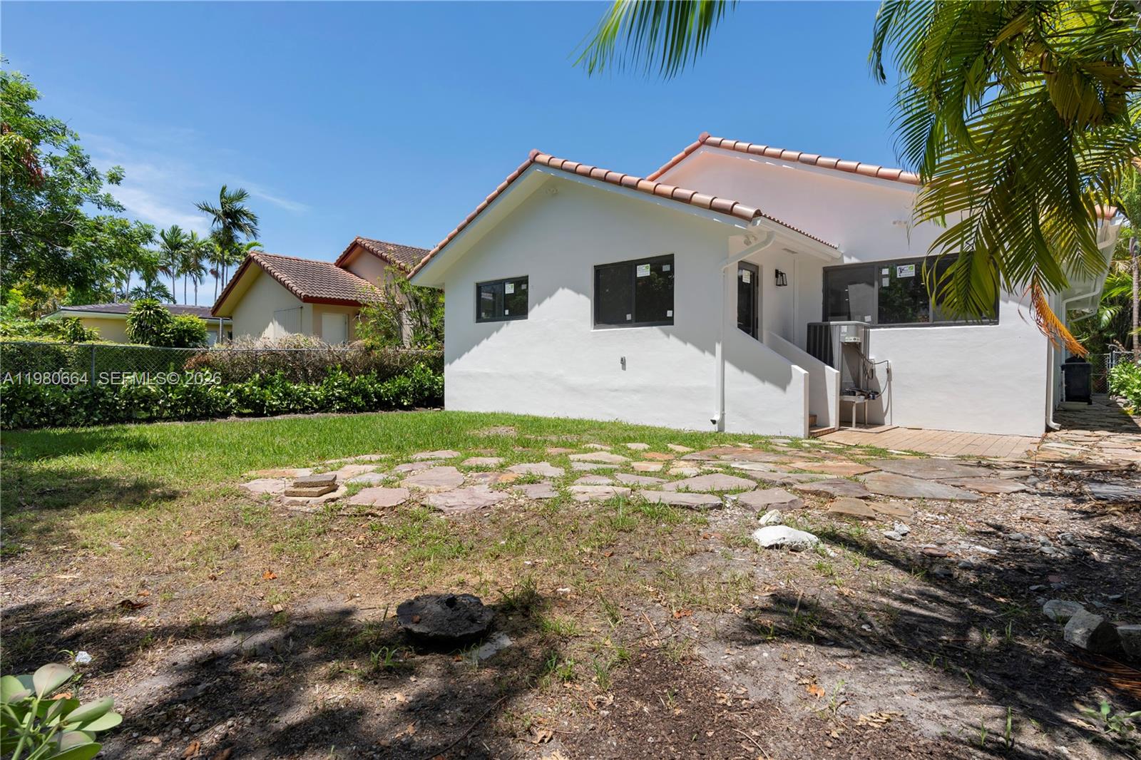 8951 Byron Ave Surfside, FL 33154