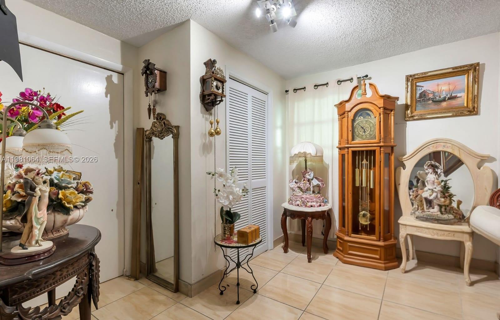 3250 NW 14th Ter Miami, FL 33125