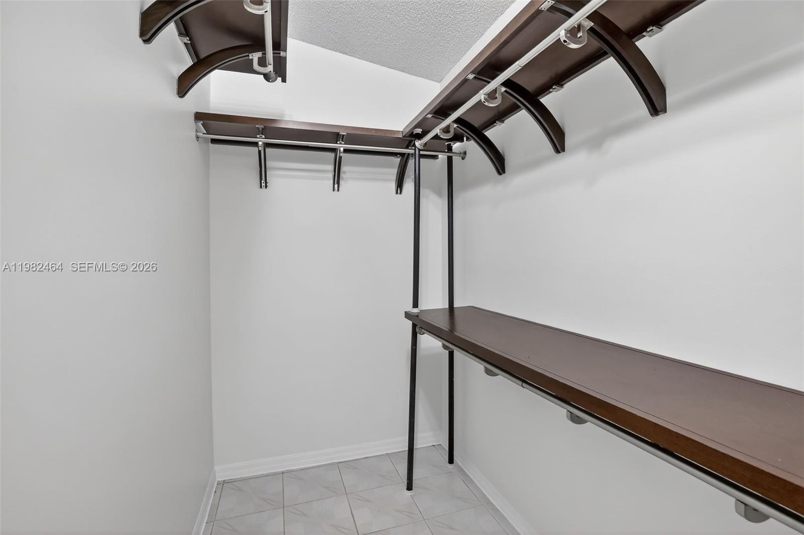 1281 NW 170th Ave Pembroke Pines, FL 33028