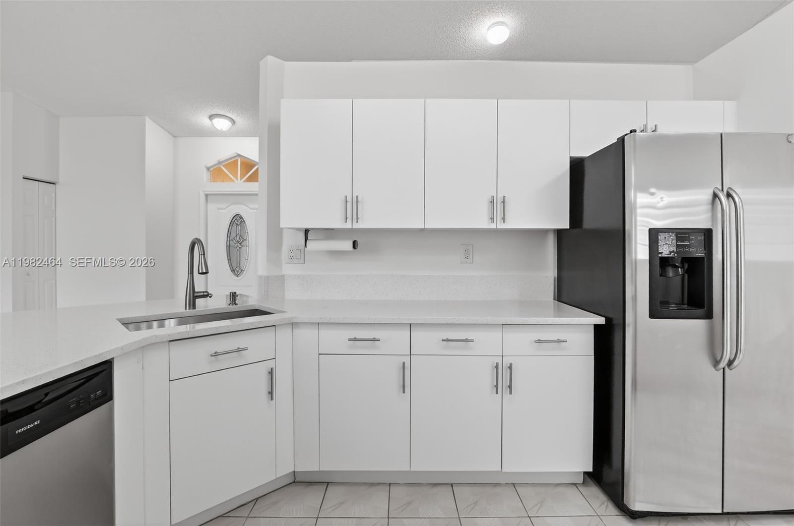 1281 NW 170th Ave Pembroke Pines, FL 33028