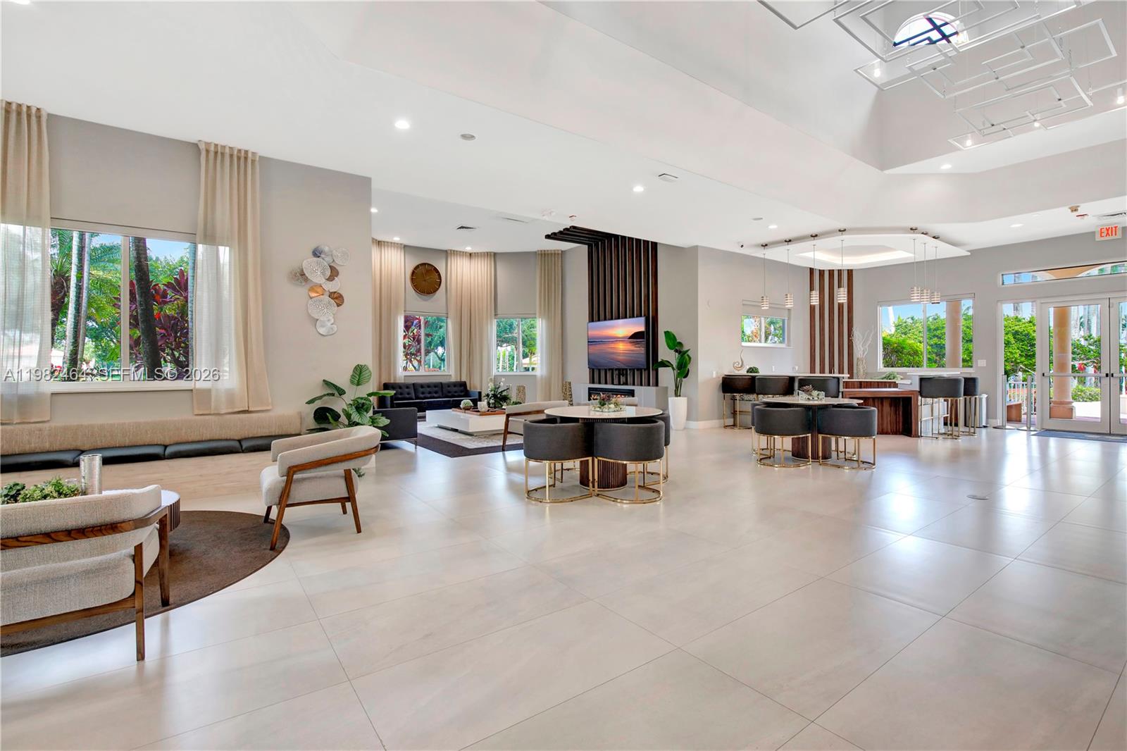 1281 NW 170th Ave Pembroke Pines, FL 33028