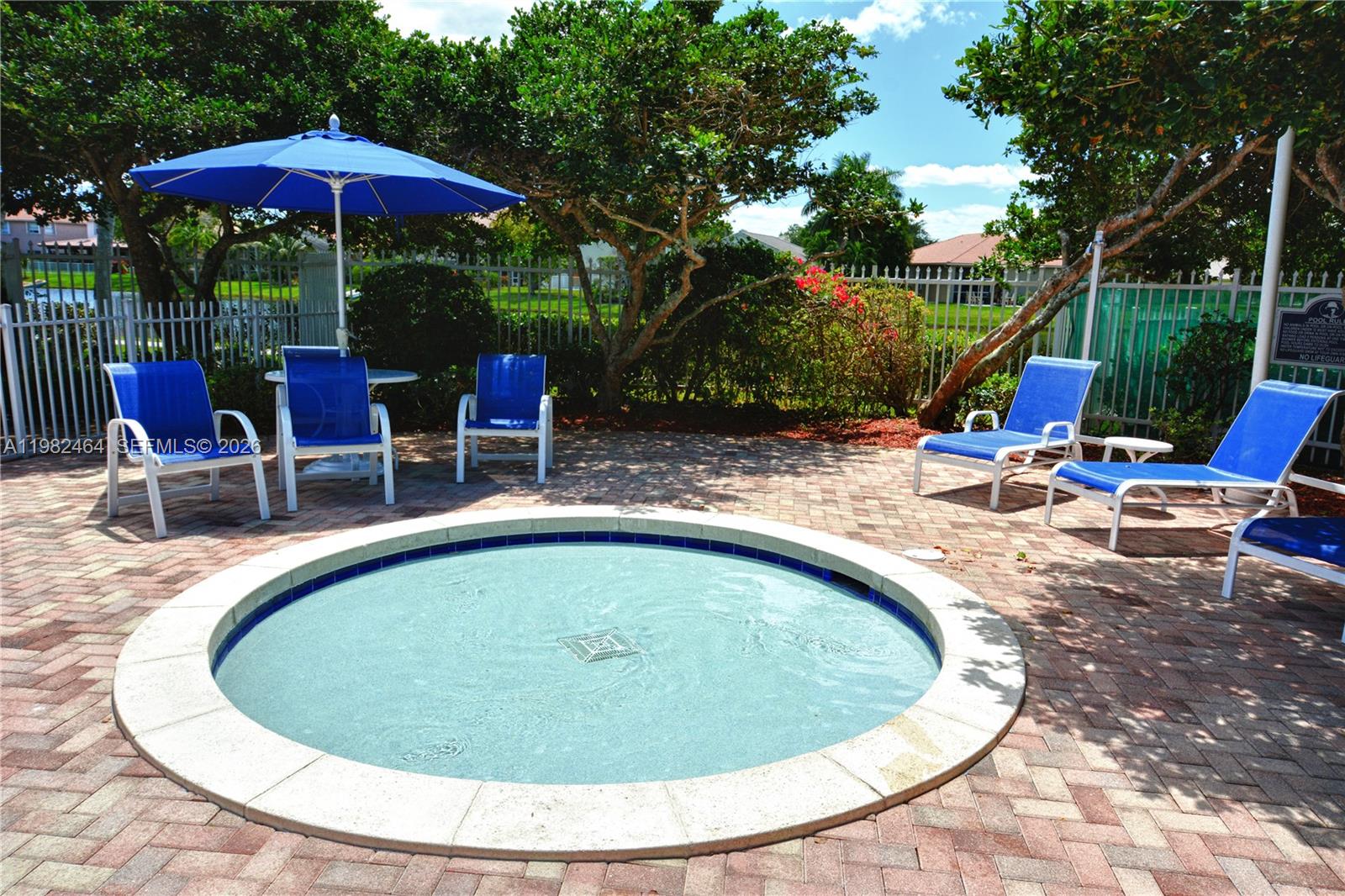 1281 NW 170th Ave Pembroke Pines, FL 33028