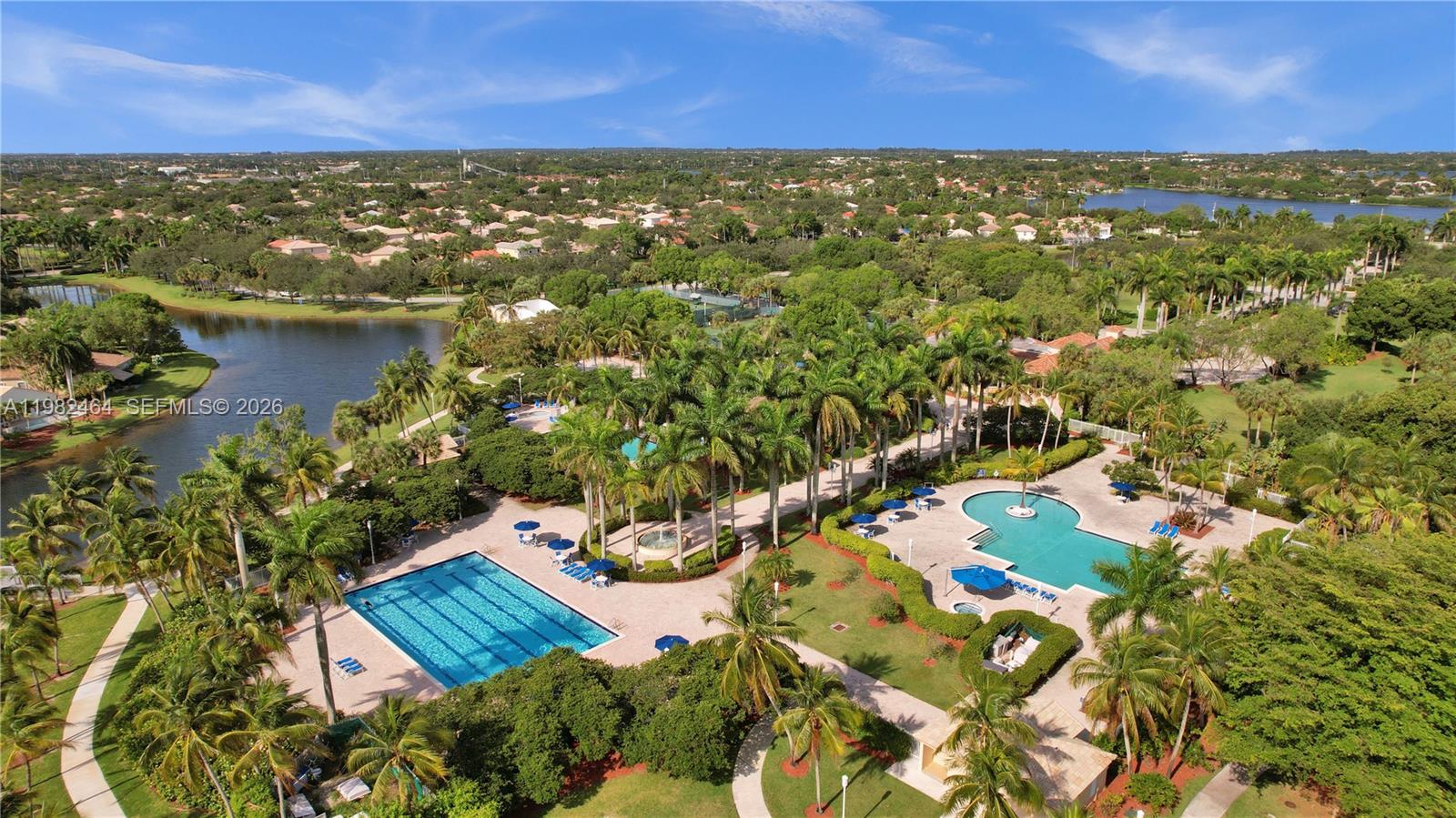 1281 NW 170th Ave Pembroke Pines, FL 33028