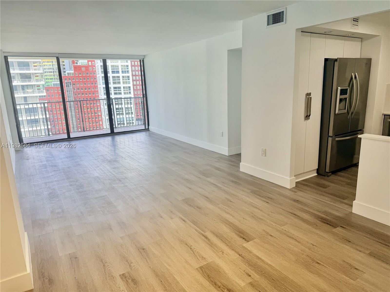 1450 Brickell Bay Dr #1405