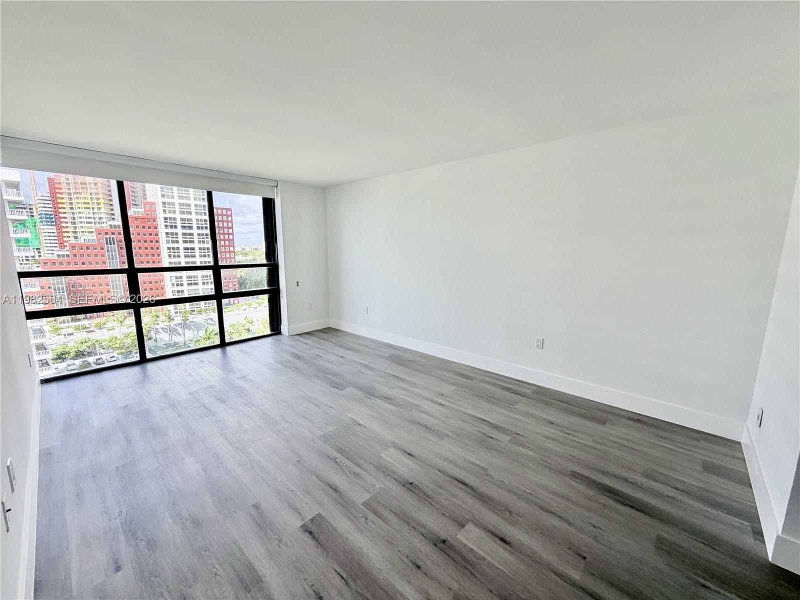 1450 Brickell Bay Dr #1405 Miami, FL 33131