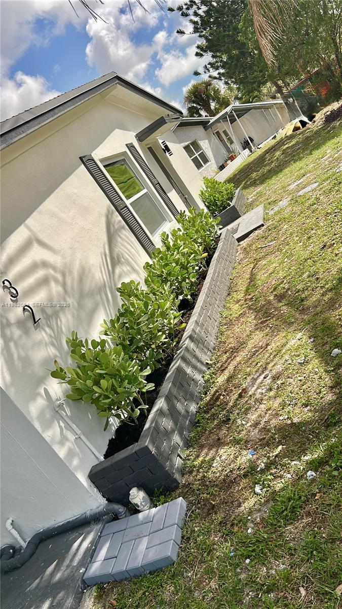 1632 NW 18th Ave Fort Lauderdale, FL 33311