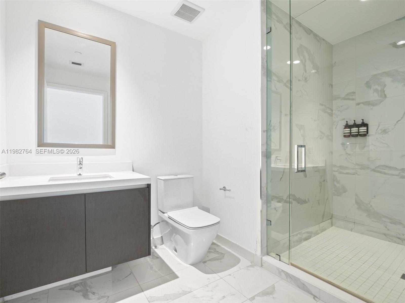 851 NE 1st Ave #4801 Miami, FL 33132