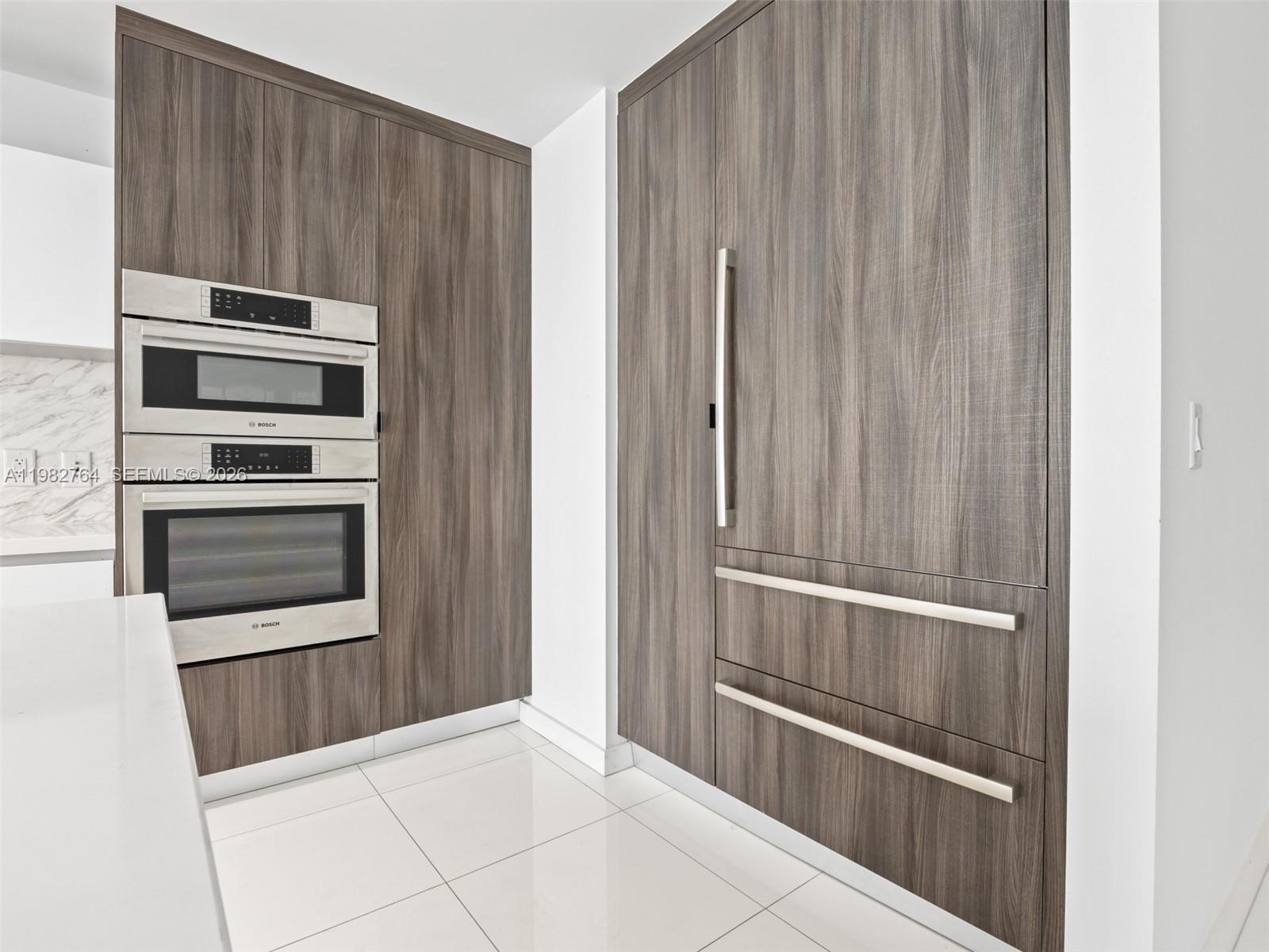 851 NE 1st Ave #4801 Miami, FL 33132