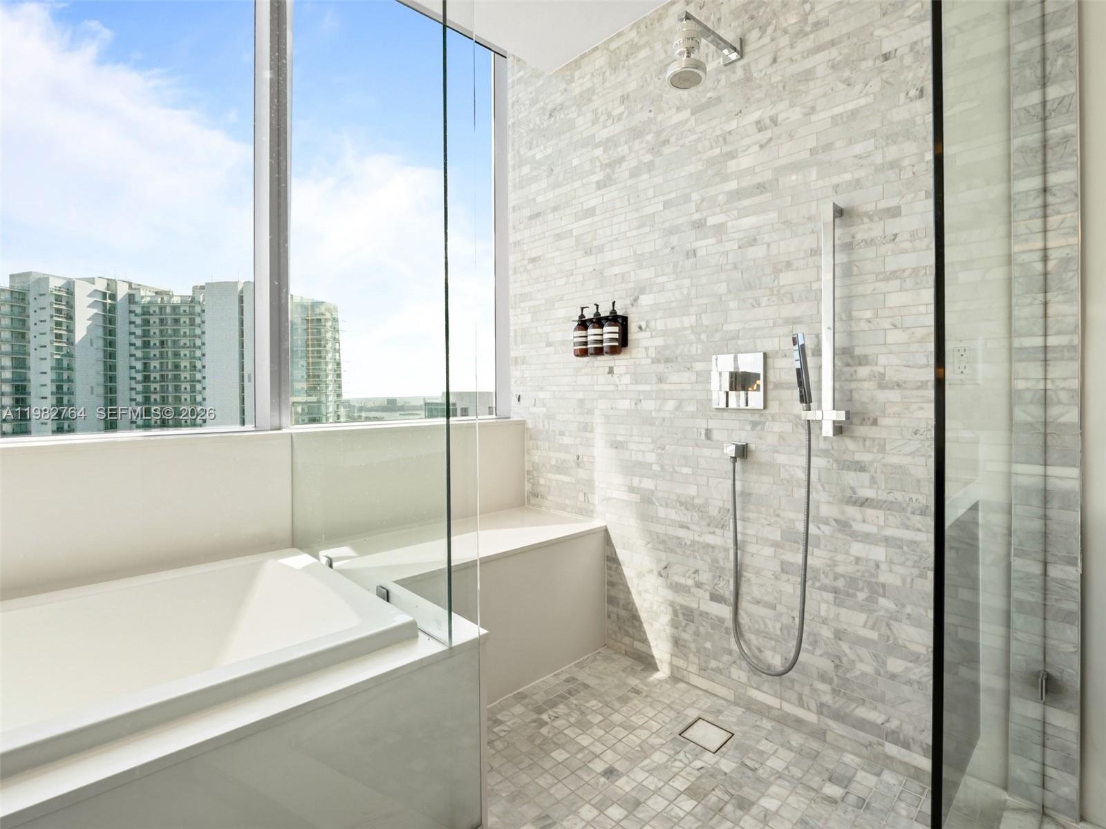 851 NE 1st Ave #4801 Miami, FL 33132