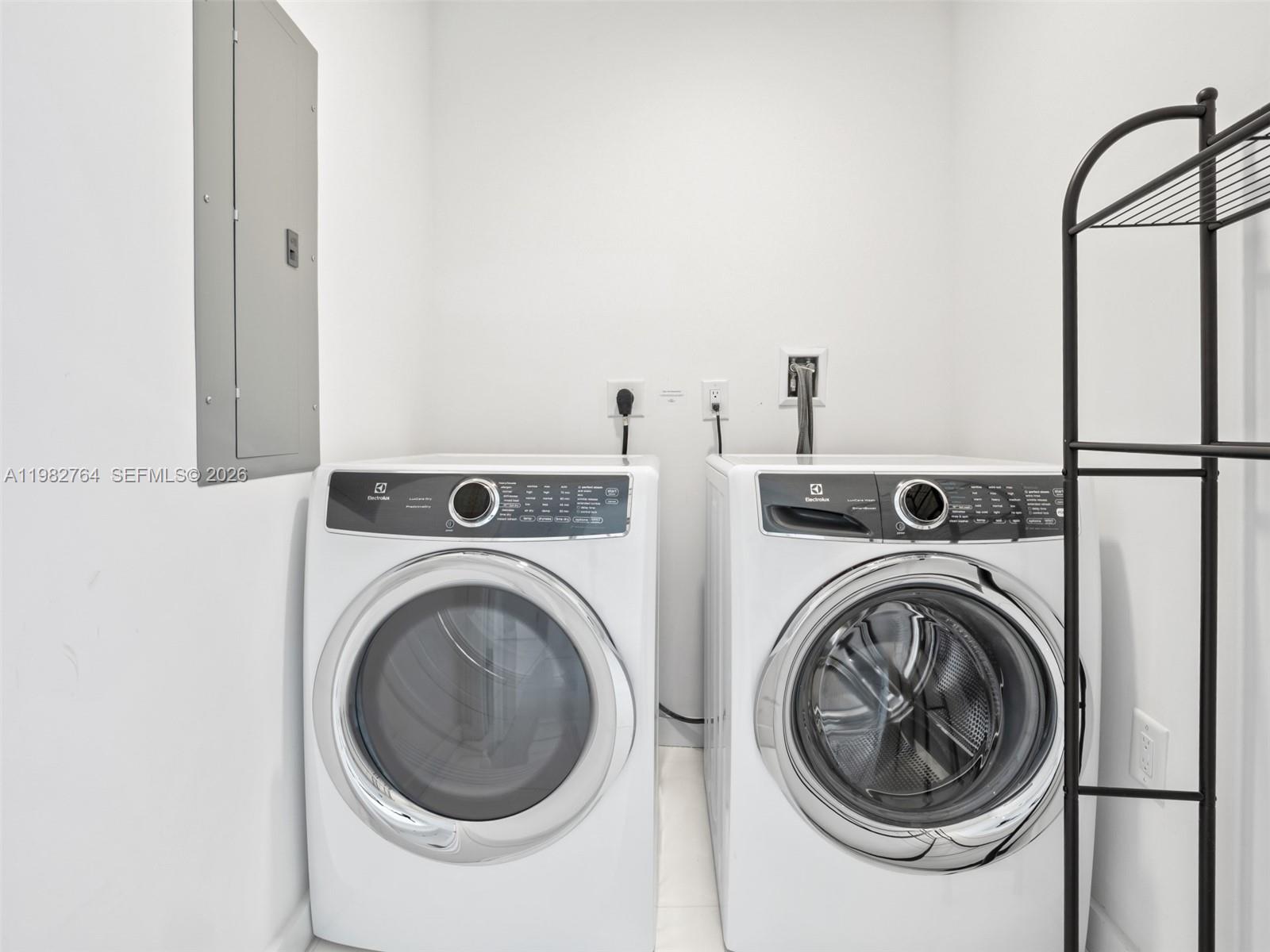 851 NE 1st Ave #4801 Miami, FL 33132